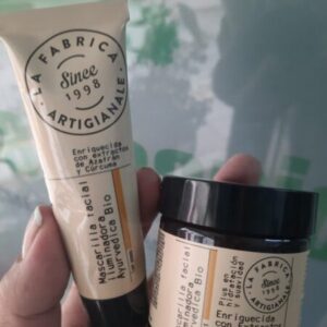 Mascarilla facial iluminadora